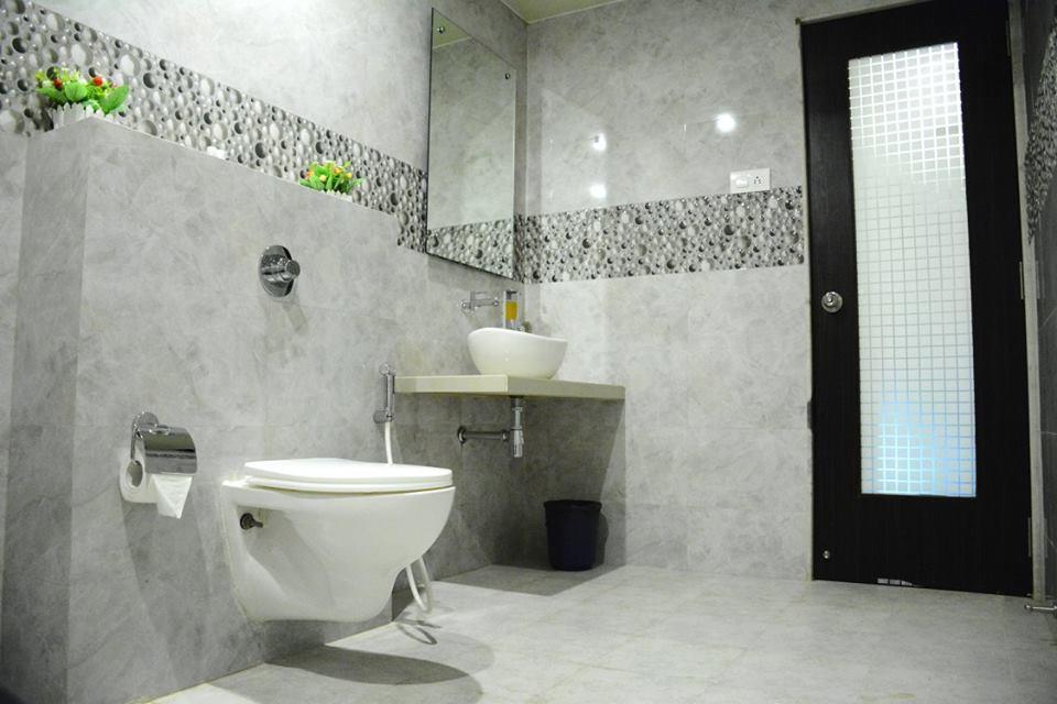 Hotel Ramkrishna Executive Barsi Экстерьер фото