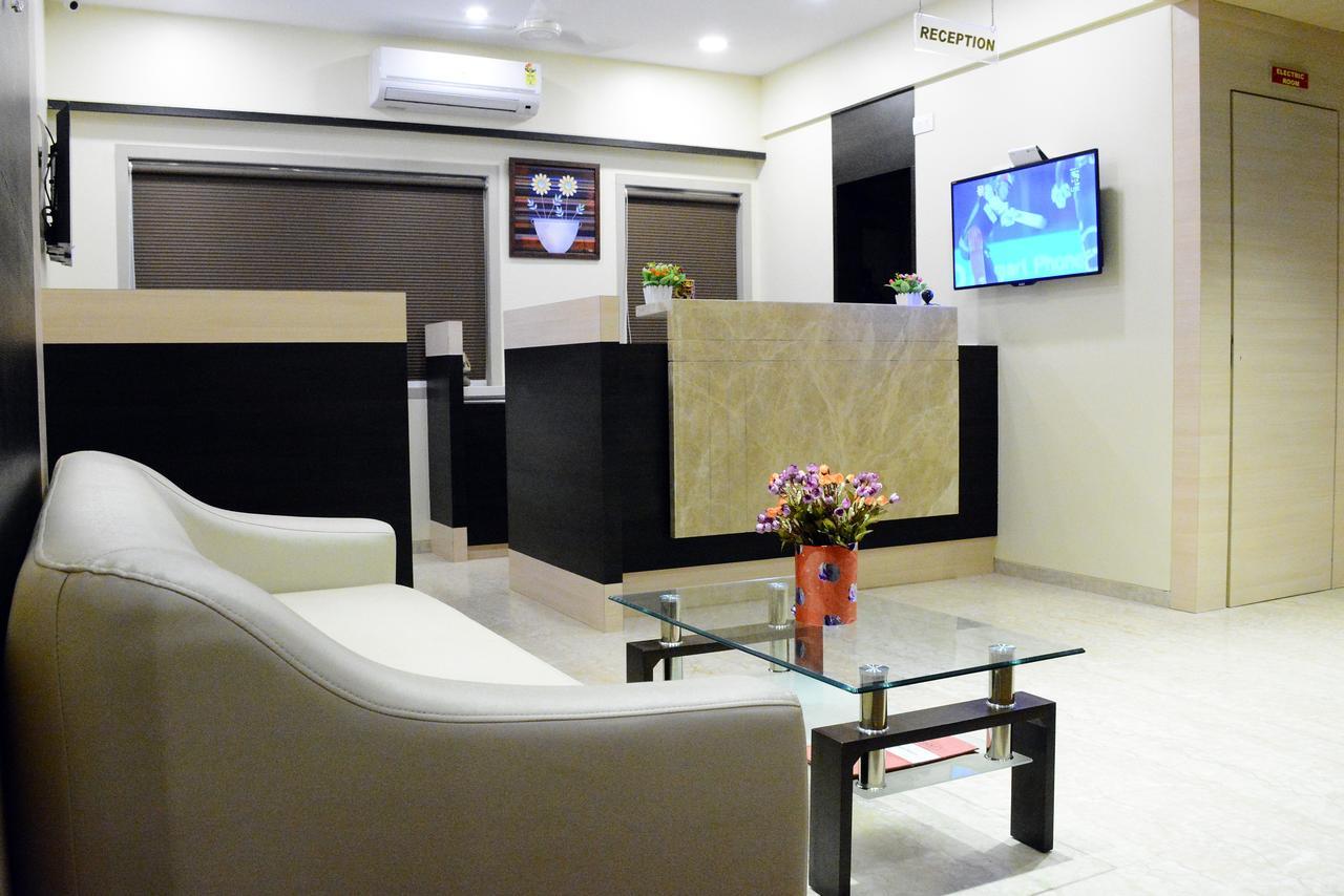 Hotel Ramkrishna Executive Barsi Экстерьер фото